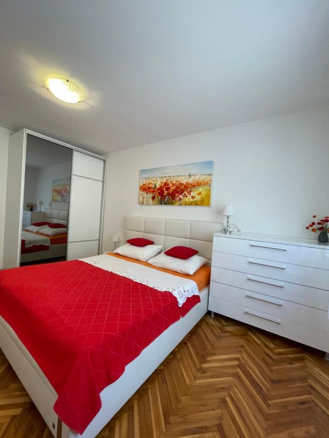 Petra Apartment Спліт Екстер'єр фото